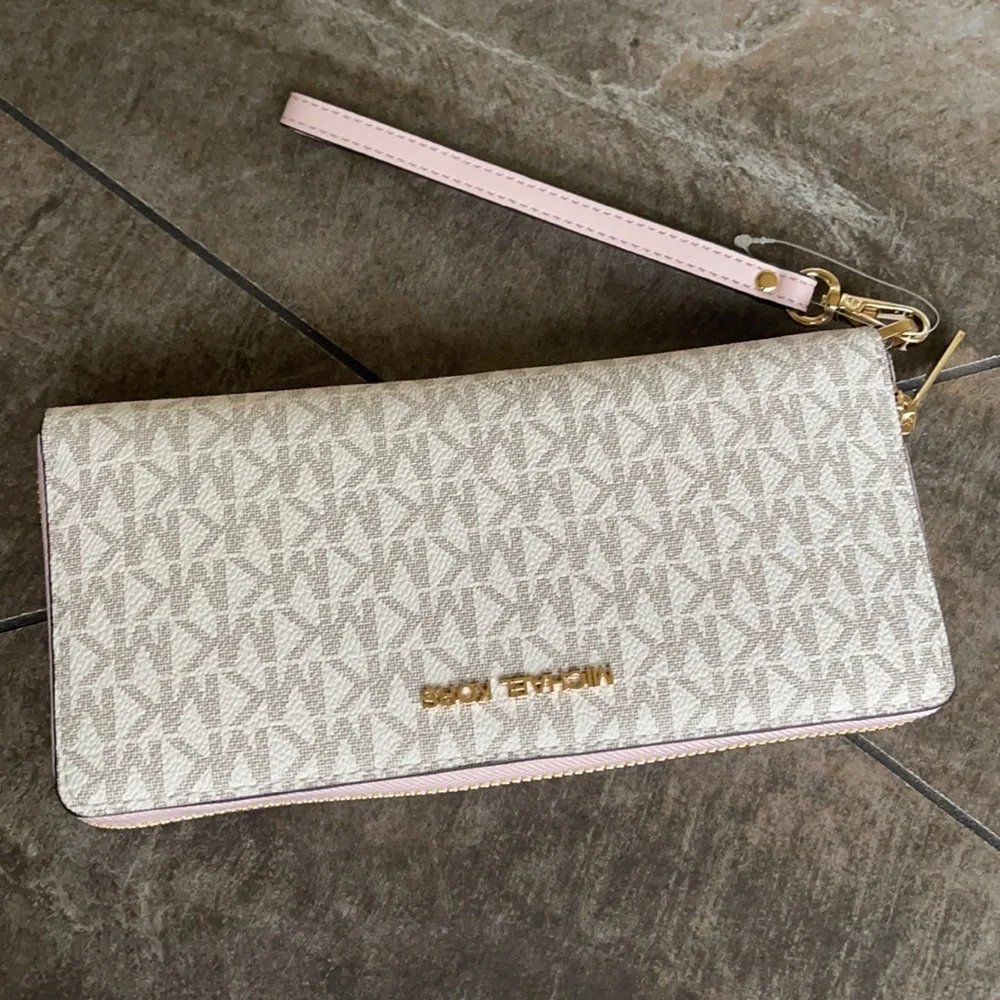 Michael Kors Jet Set Travel Large Travel CONTINENTAL Wallet-Wristlet - Picture 7 of 16